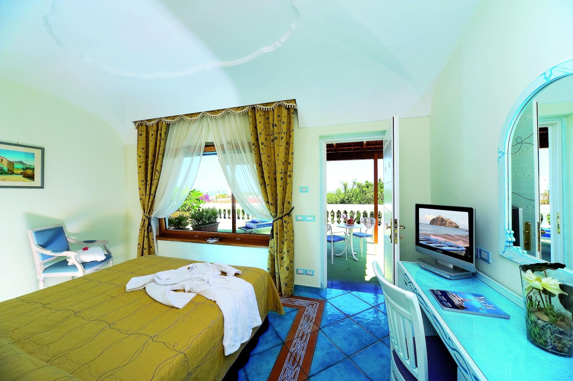 Hotel Bellevue Benessere & Relax 이스키아 외부 사진