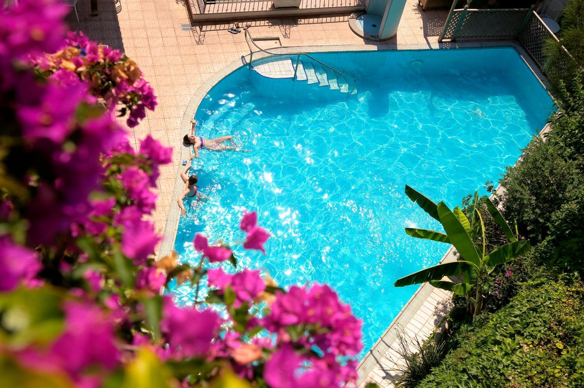 Hotel Bellevue Benessere & Relax 이스키아 외부 사진